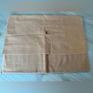 Louis Vuitton Beige Dust Cover